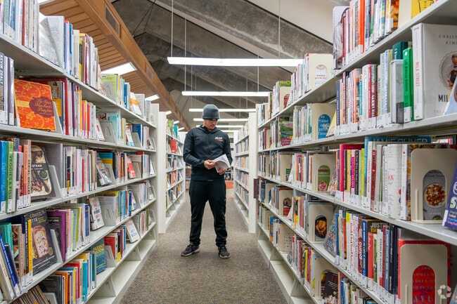 The Rancho Cordova Library provides books and computers to residents.