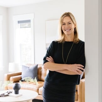 Laura Hudgins