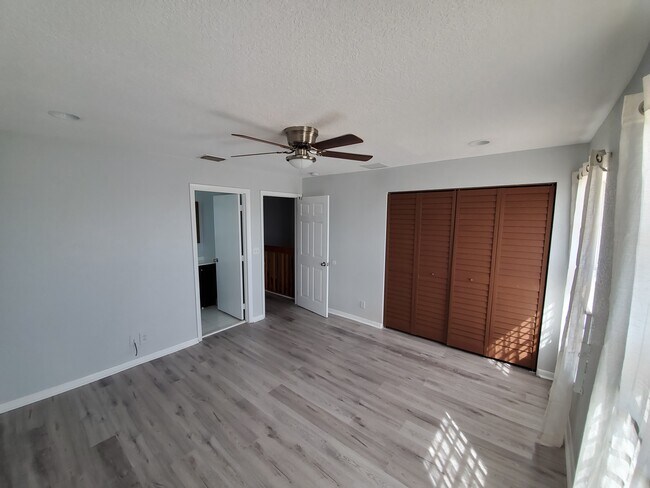 197 NW Eller St, Deerfield Beach, FL 33441 - photo 6