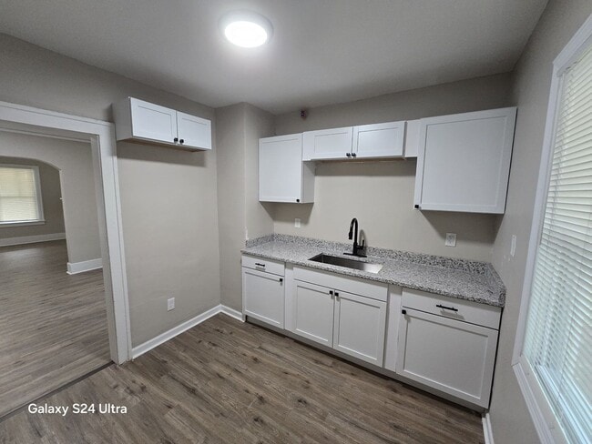 16582 Santa Rosa Dr, Detroit, MI 48221 - photo 3