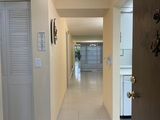 2900 NW 47th Terrace Unit 103, Lauderdale Lakes, FL 33313