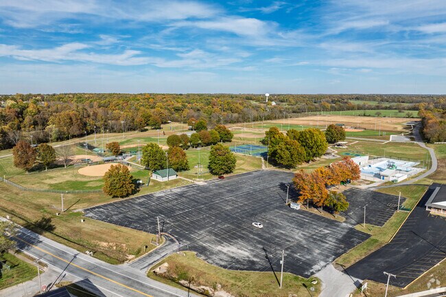 Mount Vernon’s Spirit of 76 Park features sports fields, playgrounds, and a city pool.