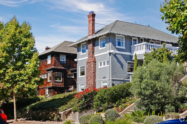 Large single-family homes line the streets of the Upper Piedmont neighborhood.