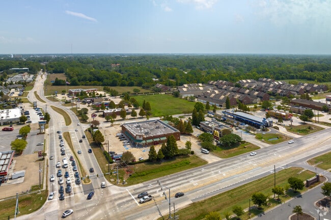 Oak Hills Place in Louisiana combines urban and green spaces.