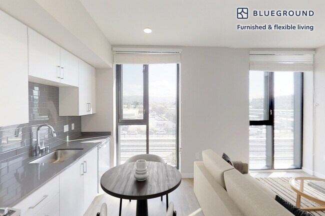 6301 Shellmound St unit FL3-ID10869A, Emeryville, CA 94608 - photo 5