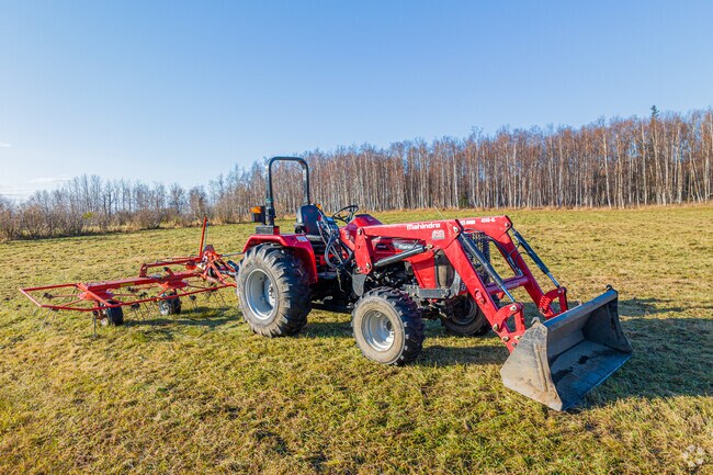 Farming and the ranch lifestyle is how Farm Loop has gotten its name.