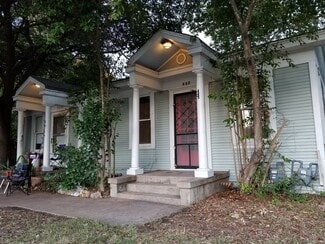 922 Howard St Unit 922, Taylor, TX 76574