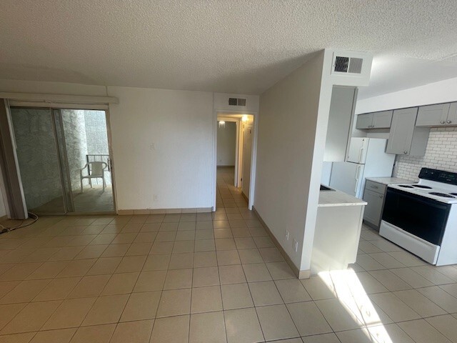 3313 N 68th St unit 225E, Scottsdale, AZ 85251 - photo 7