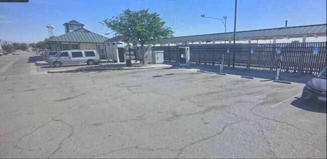 311 W Lancaster Blvd unit 123, Lancaster, CA 93534 - photo 4