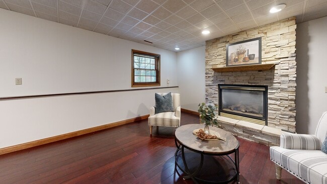 9058 Goldenrod Ln N, Maple Grove, MN 55369 - photo 2