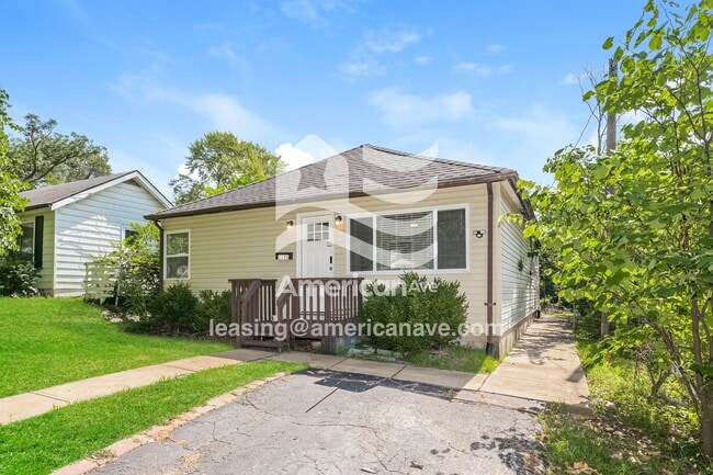 2220 Gaebler Ave, Saint Louis, MO 63114 - photo 2