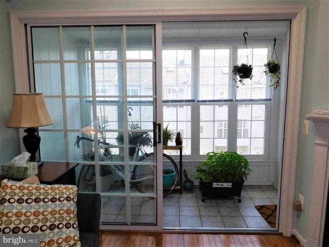 9300 Caspian Way, Manassas, VA 20110 - photo 4