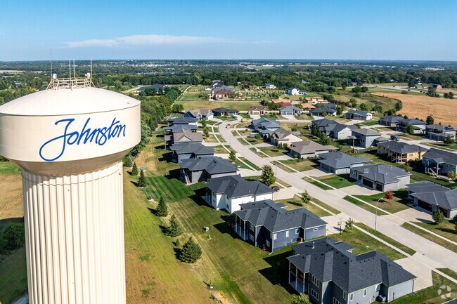 Westridge is a large residential neighborhood in the northwest corner of Johnston.