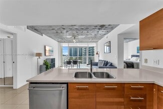 3250 NE 1st Ave, Miami, FL 33137