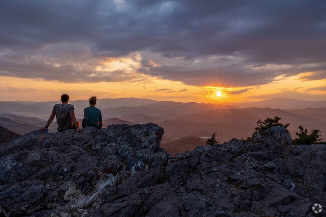 Unwind with stunning sunsets over Montana City's rolling hills and vast open spaces.