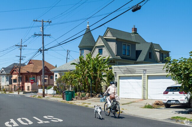 Gaskill residents appreciate the calm atmosphere and the opportunity to enjoy leisurely walks.