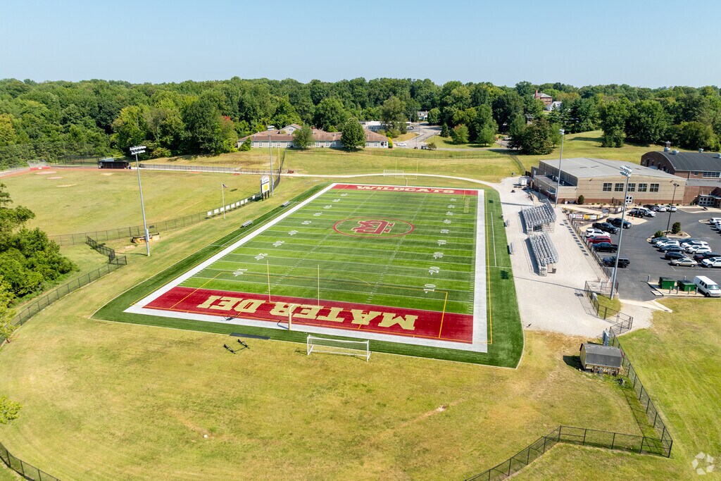 Mater Dei High School is a private school located in Evansville, IN.