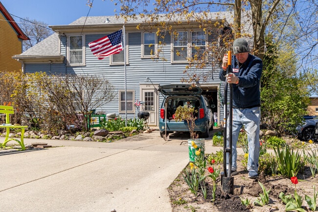 Regent residents take great pride in their yards.
