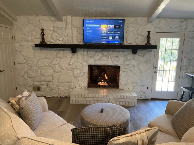 305 Red Bird Way unit ID1289334P, Woodstock, GA 30189 - photo 3