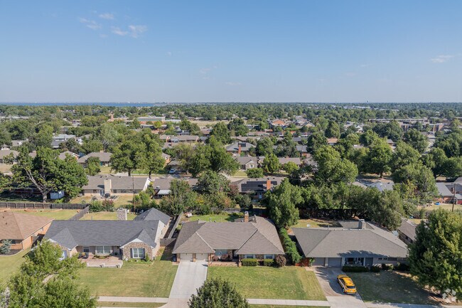 Residents of Roberts-Crest enjoy large homes surrounded by dense pockets of trees.