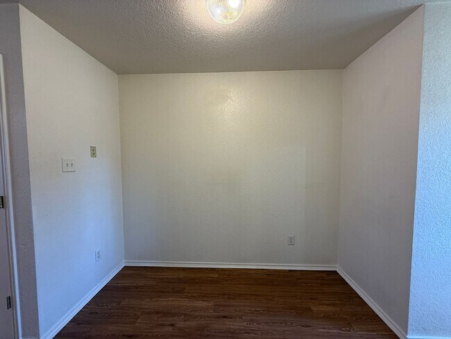 4504 Alan Kent Dr unit B, Killeen, TX 76549 - photo 6