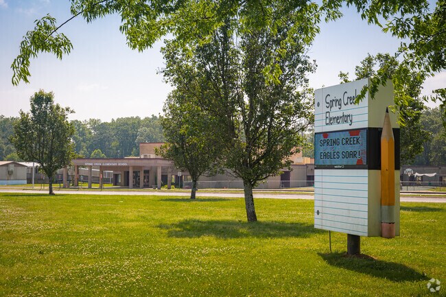 Residents in East Ridge send their children to Spring Creek Elementary.