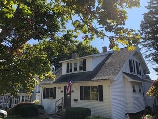 61 Hadwen Rd, Worcester, MA 01602