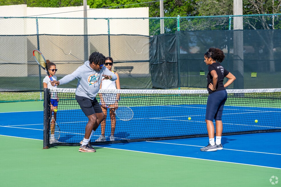 Stoneridge Lake Estates