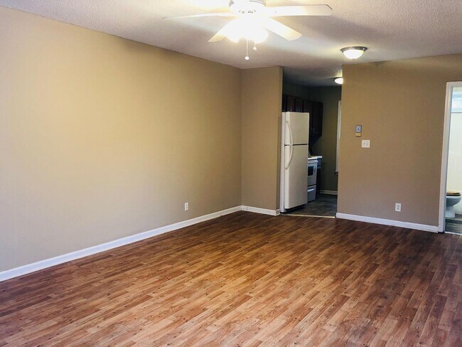 185 Oak St unit 1, Clarksville, TN 37042 - photo 5