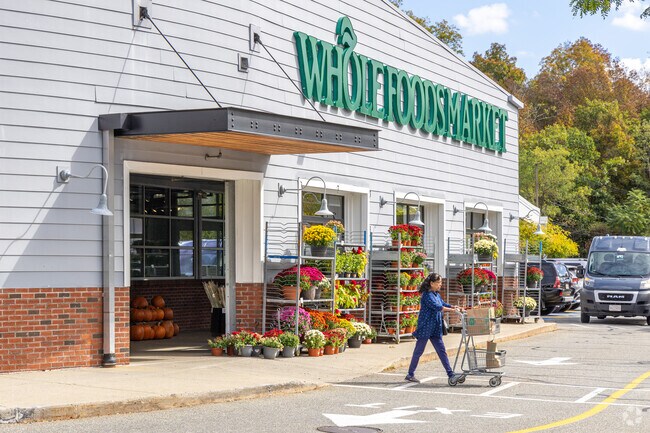 Residents can find a Whole Foogs Market close by to West Side neighborhood of Winchester, MA.