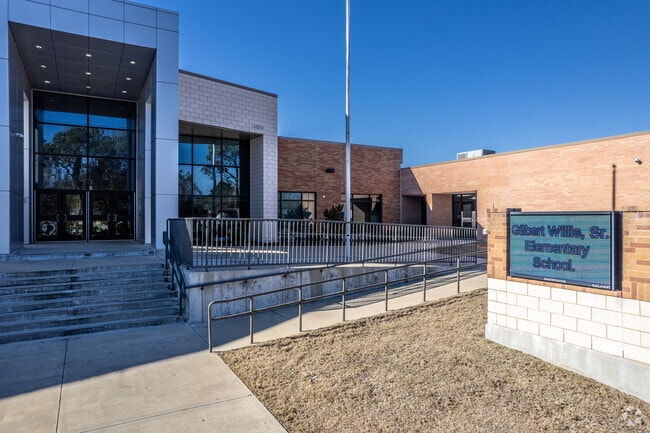 Gilbert Willie Sr Elementary School