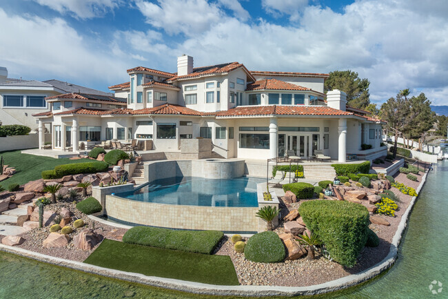 Residents of Section Seven can choose to live on the Sahara Lake.