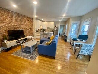 18 Chandler St Unit 2, Somerville, MA 02144