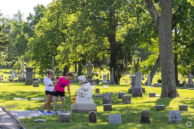 The Woodland Cemetery is a local attraction which brings visitors to Walnut Hills each spring.