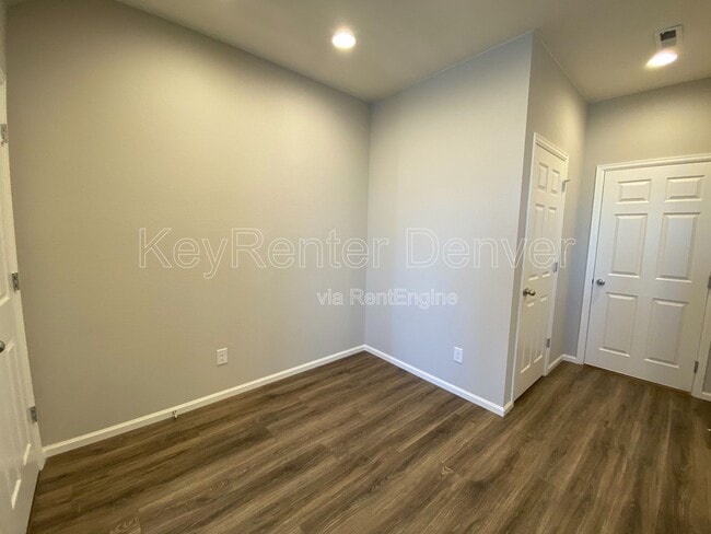 4725 Memphis St, Denver, CO 80239 - photo 6