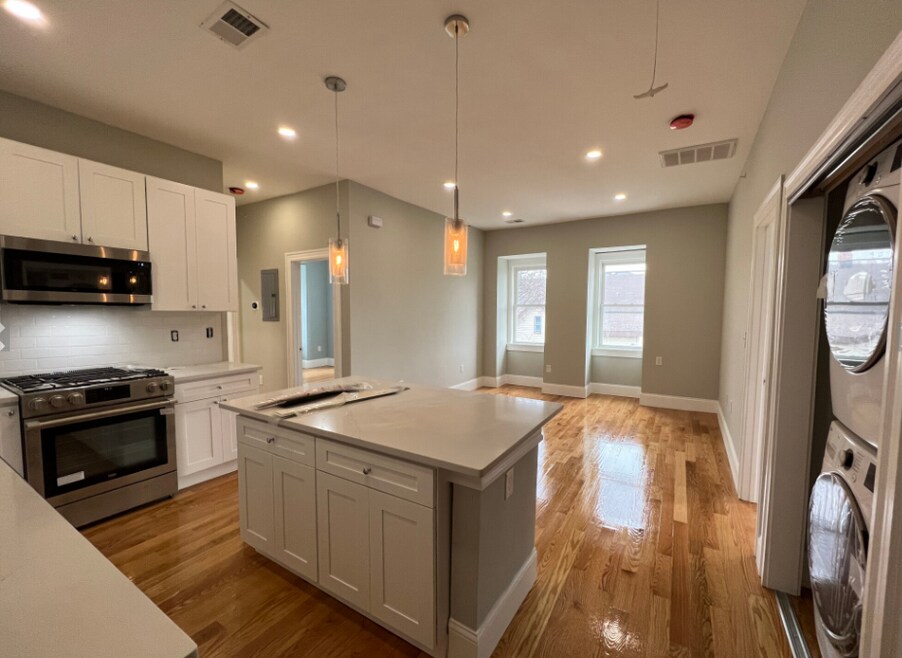 69 Pearl St unit 1, Somerville, MA 02145 - photo 1