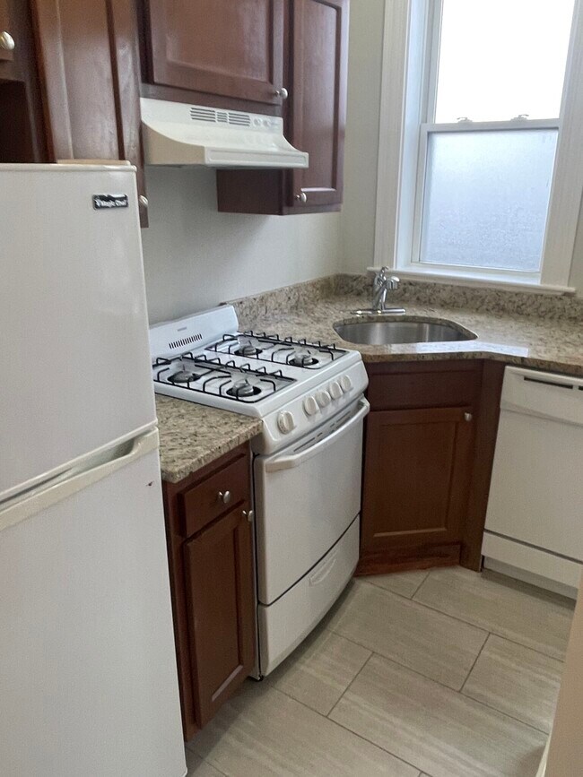 1193 Commonwealth Ave unit 22, Boston, MA 02134 - photo 7