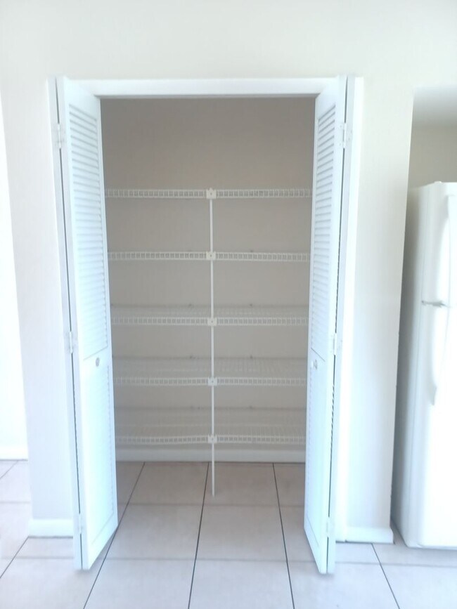 17382 W Carnegie Cir, Fort Myers, FL 33967 - photo 5