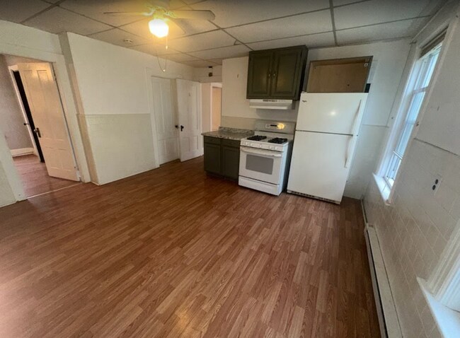 18 Fairbanks St unit 3, Worcester, MA 01610 - photo 7