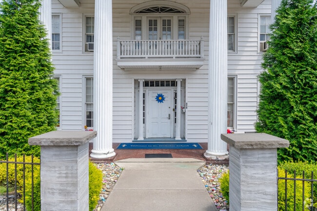 Saint Nicholas School is partnered with Saint Nicholas Church and its supportive community.