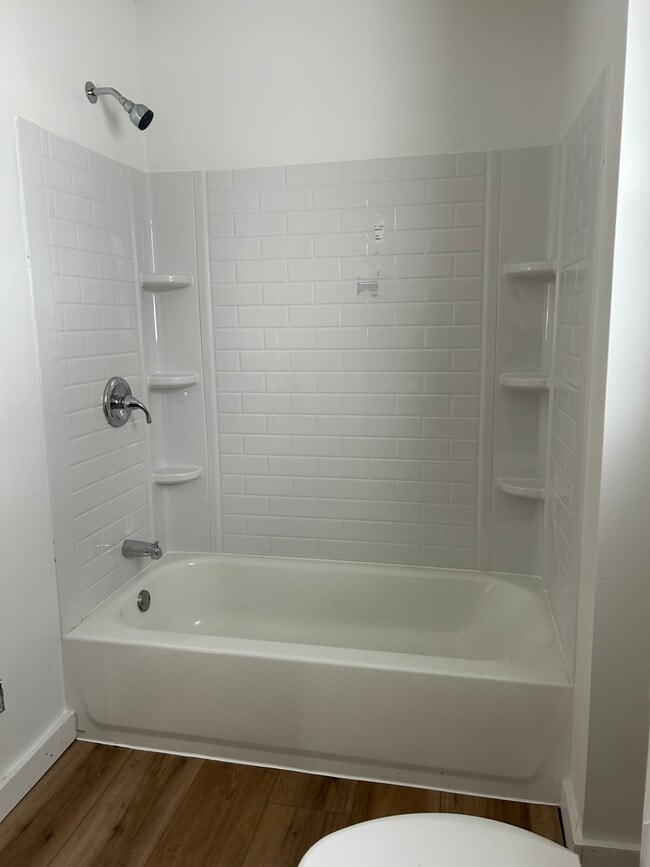 321 Adolph St unit 2, Rockford, MI 49341 - photo 4