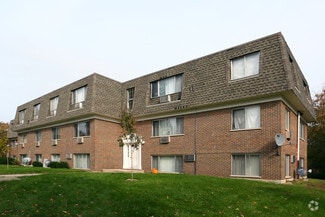 201 N 15th St, St Charles, IL 60174