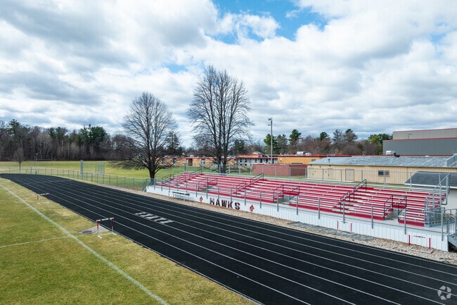 Shawano Community Middle School has 485 students in grades 6-8 with a Niche score of C.
