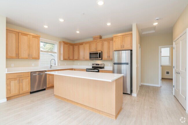 1BR, 1BA - 780SF Kitchen