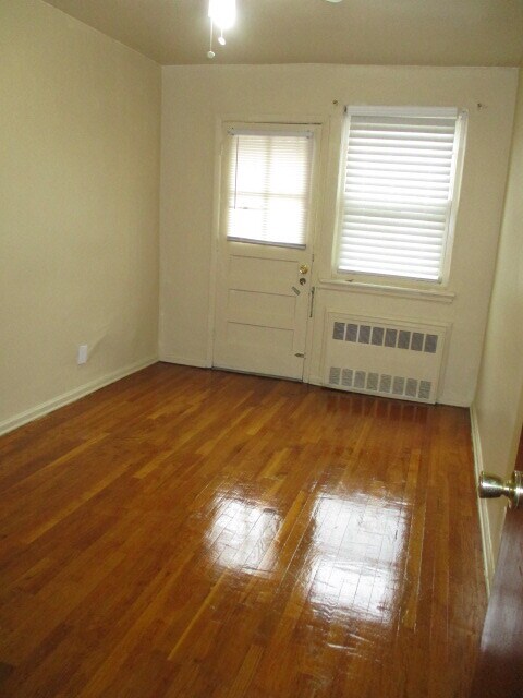 1146 E 85th St unit 1st Floor, Brooklyn, NY 11236 - photo 5