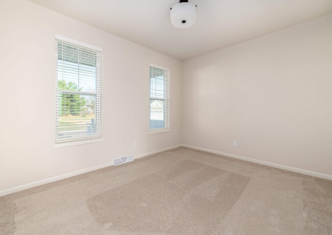 6419 Prairie Wood Dr, McFarland, WI 53558 - photo 3