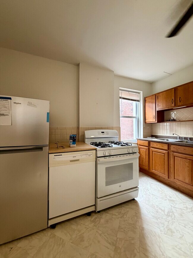 2736 S 59th St unit 2nd Floor, Saint Louis, MO 63139 - photo 7