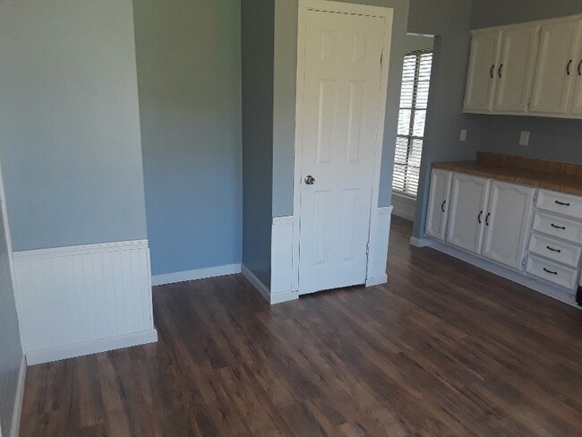 10814 Estelle Cir, Montgomery, TX 77356 - photo 2