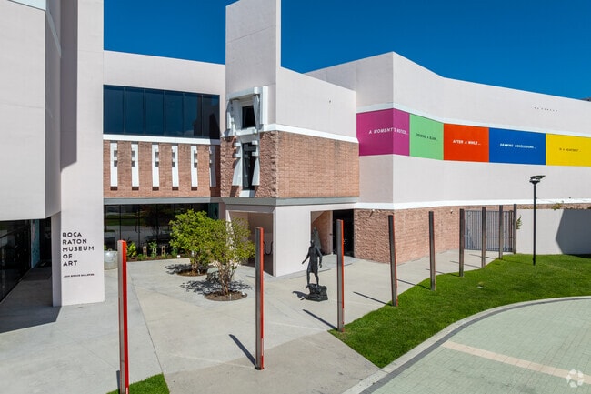 The Boca Museum is a short drive from the Lakes at Boca Raton.