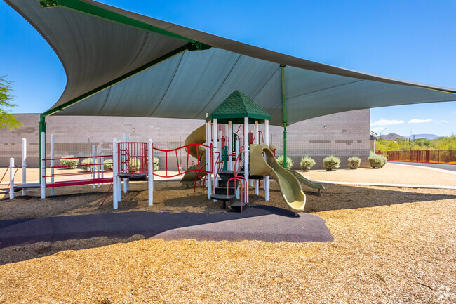 Exploring, learning, and growing outdoors at Gavilan Peak Elementary in Anthem.